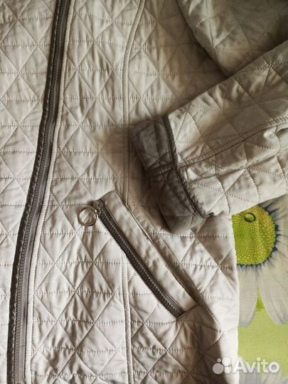 Куртка женская весна 56р