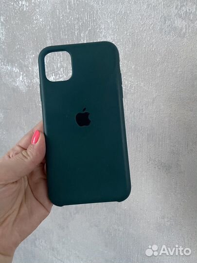 Чехол на iPhone 11