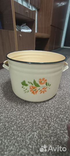 Кастрюля эмалированная 20 л