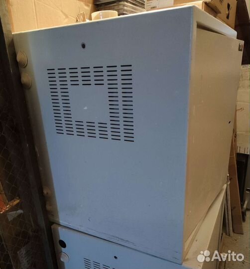 Шкаф телекоммуникационный настенный антивандальный