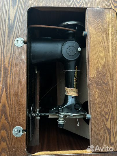 Швейная машинка подольская ножная