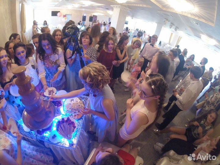 Аренда Шоколадный фонтан с подсветкой 