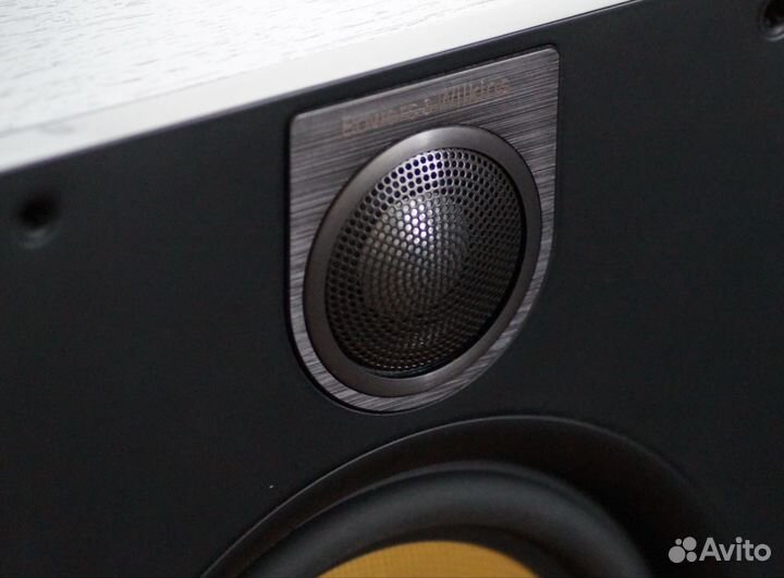 Акустические колонки Bowers Wilkins 685 S2