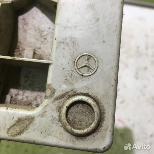 Плата заднего фонаря Мерседес Бенз 202 93-00