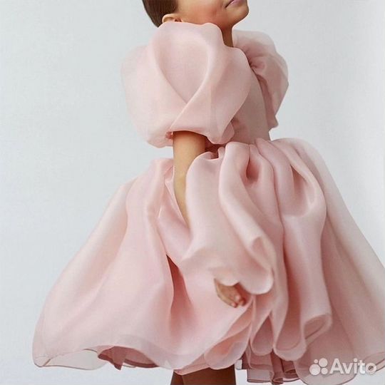 Нарядное платье для девочки