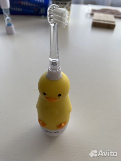 Щетка megaten утенок