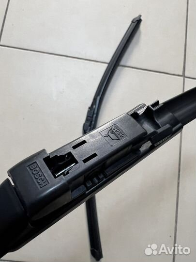 Щетки стеклоочистителя на Cadillac BLS saab 9-3