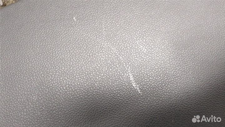 Обшивка стойки Volkswagen Taos, 2022