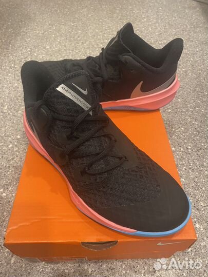 Кроссовки nike женские