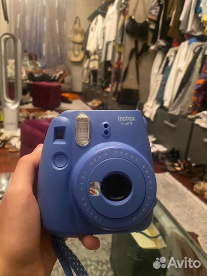 Плёночный фотоаппарат instax mini 9