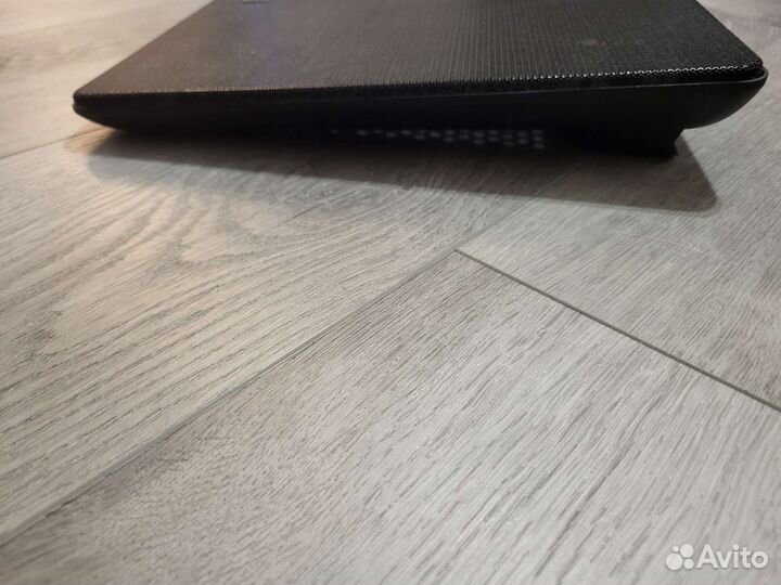 Подставка с охлаждением для ноутбука