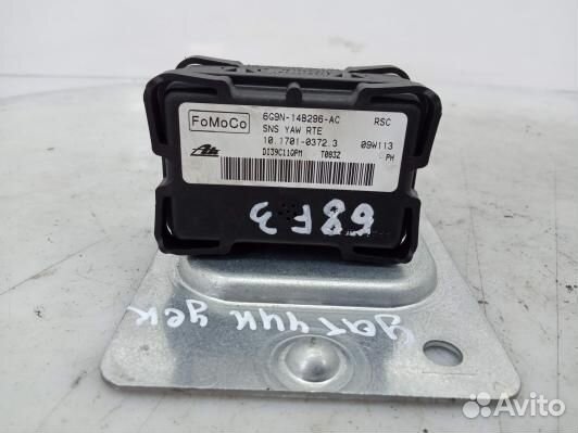 Блок управления volvo XC60 (68F03NC01)