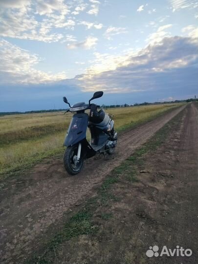 Продам скутер Honda dio af 18