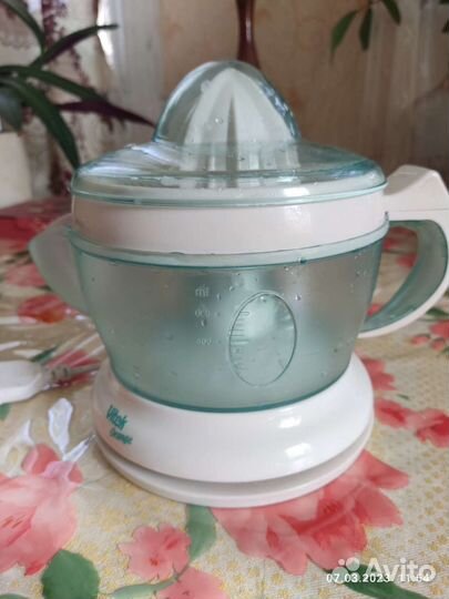 Соковыжималка для цитрусовых электрическая