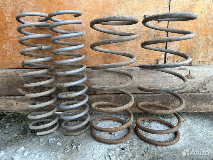 Комлект пружин ваз 2110