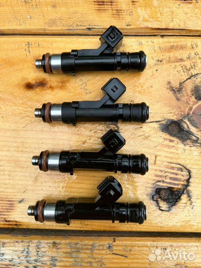 Продаю форсунки от нивы bosch