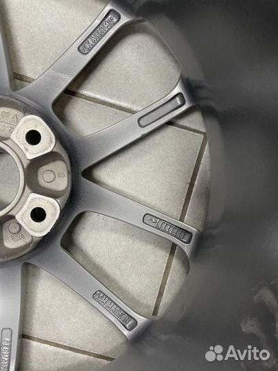 982601025AB диски порш R20 GT4