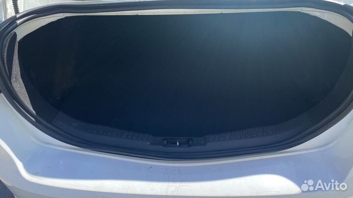 Ford Mondeo 1.6 МТ, 2011, 200 000 км