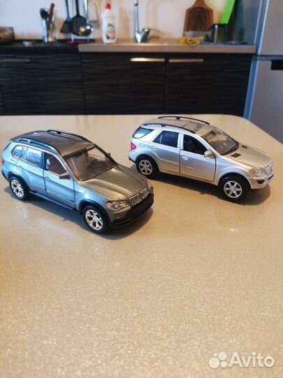 Модели автомобилей 1:32 и 1:43