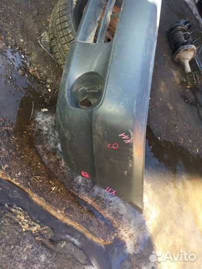 Бампер Nissan AD 11