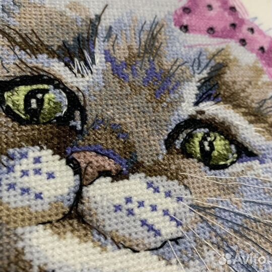 Готовая вышитая картина крестиком