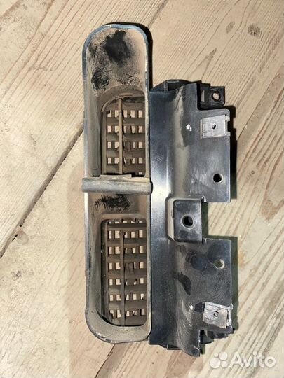 Дефлектор центральный Fiat Punto 1.4 2008