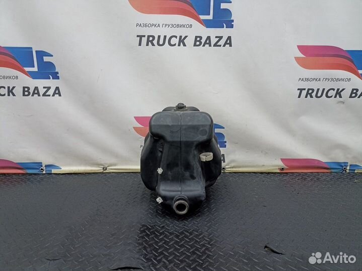 81264810079 Бачок омывателя