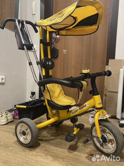 Детский велосипед с ручкой