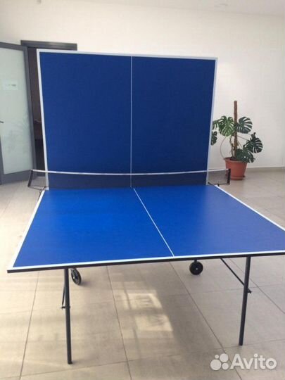 Теннисный стол для помещения
