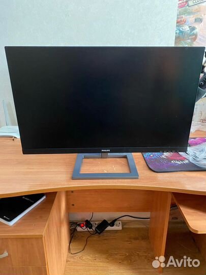 Монитор philips 27
