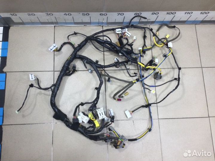 Проводка (коса) в торпедо Hyundai Solaris седан