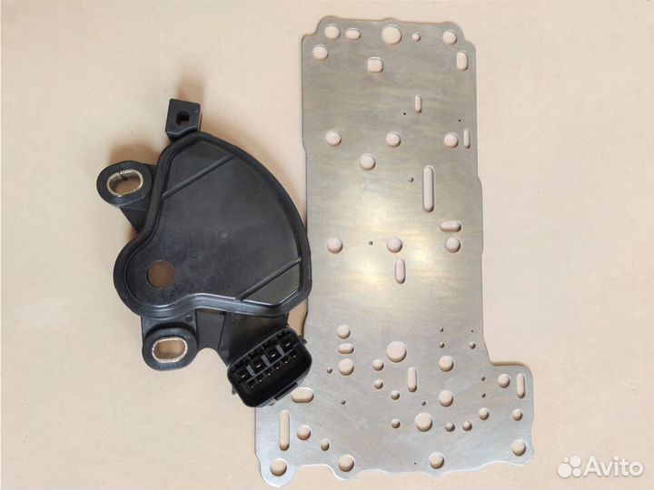 Датчик положения селектора АКПП F4A42 F4A51