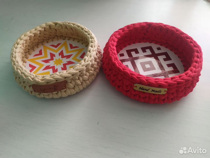 Вязаные корзинки ручной работы