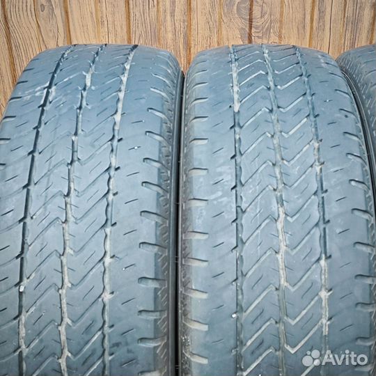 Dunlop EconoDrive 215/65 R17C 109T