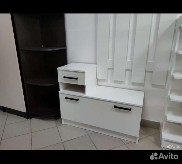 Обувница Кевин