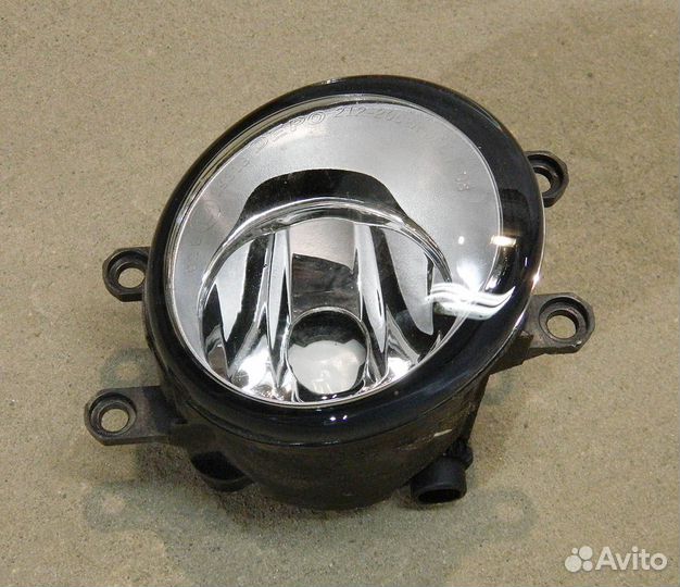 Фара противотуманная передняя правая Toyota RAV4