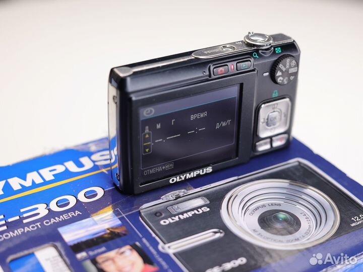 С коробкой полный комплект Olympus fe-300