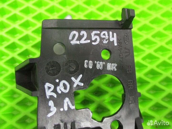 Ручка двери задней внутренняя левая Kia Rio 4 X-Line