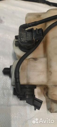 Бачок стеклоомывателя Toyota Fj Cruiser GSJ15