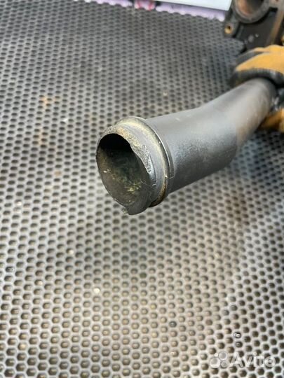 Корпус термостата Volkswagen Golf MK4 2002