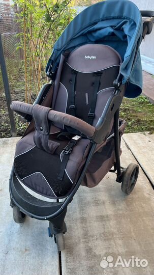 Прогулочная коляска