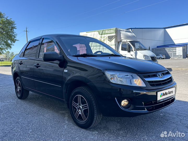 LADA Granta 1.6 МТ, 2013, 106 000 км