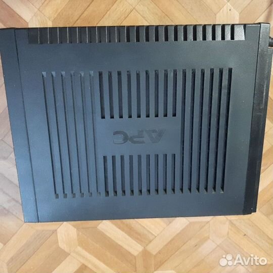 Ибп APC Back-UPS 650