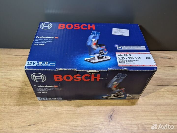 Фрезер Bosch GKF12V-8