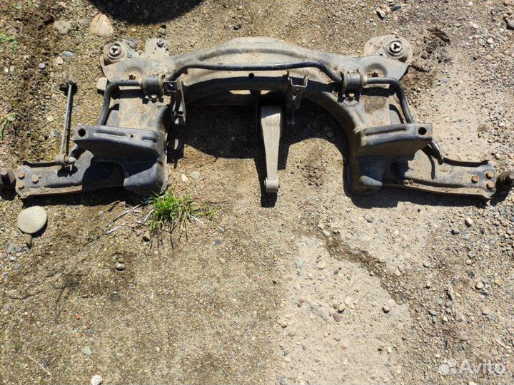 Подрамник Chevrolet Lacetti хэчбек F16D3 2008