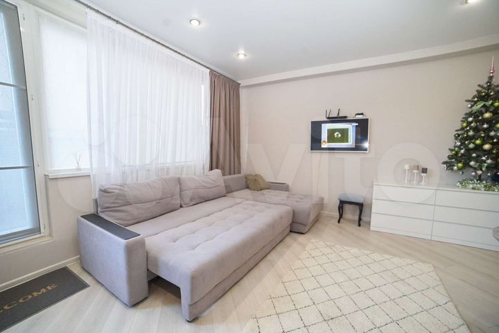 2-к. квартира, 60 м², 1/4 эт.