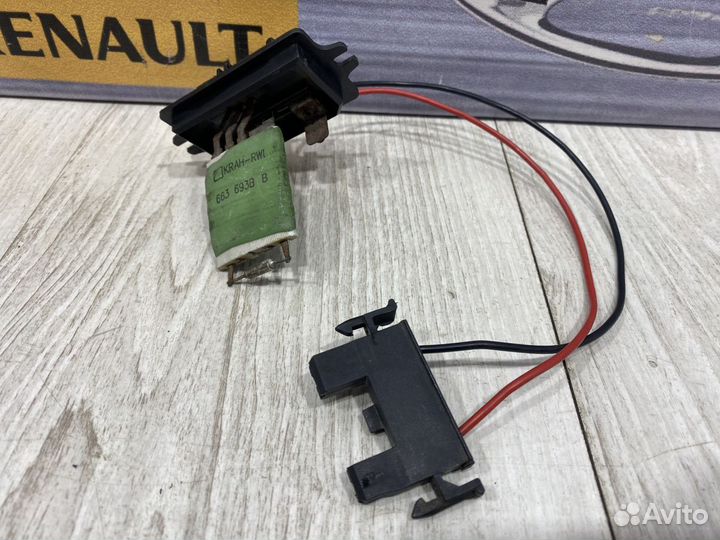 Резистор печки Реостат Renault symbol