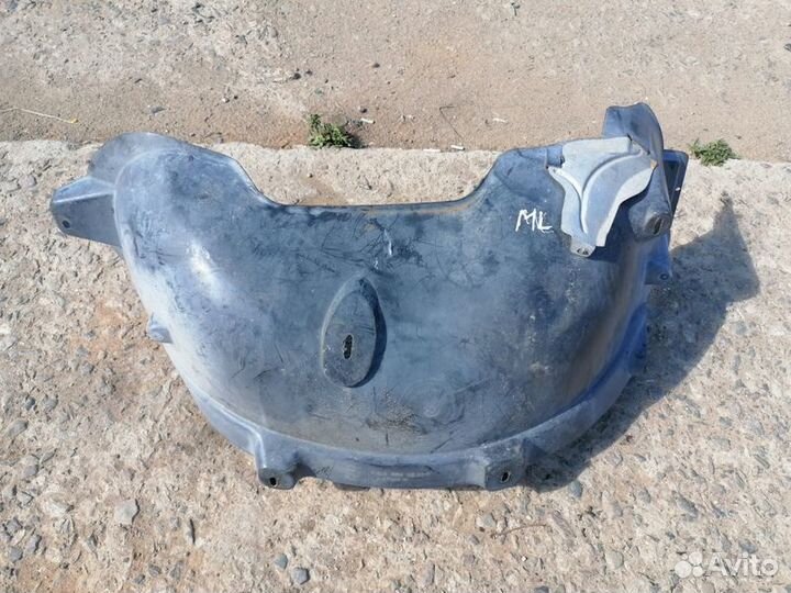 Локер передний левый Ml 163