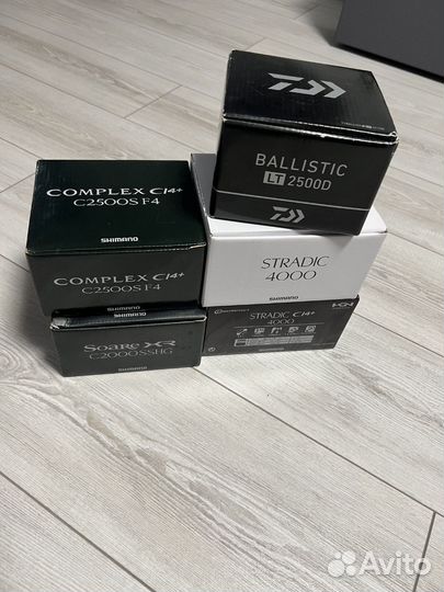 Катушки shimano и daiwa, спиннинги, воблера