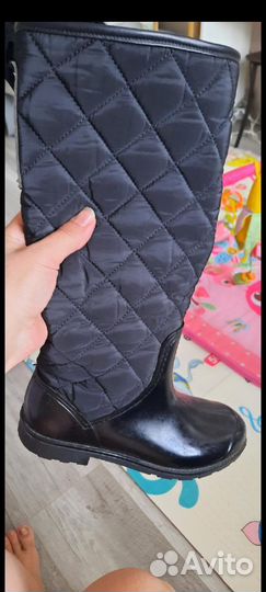 Резиновые сапоги